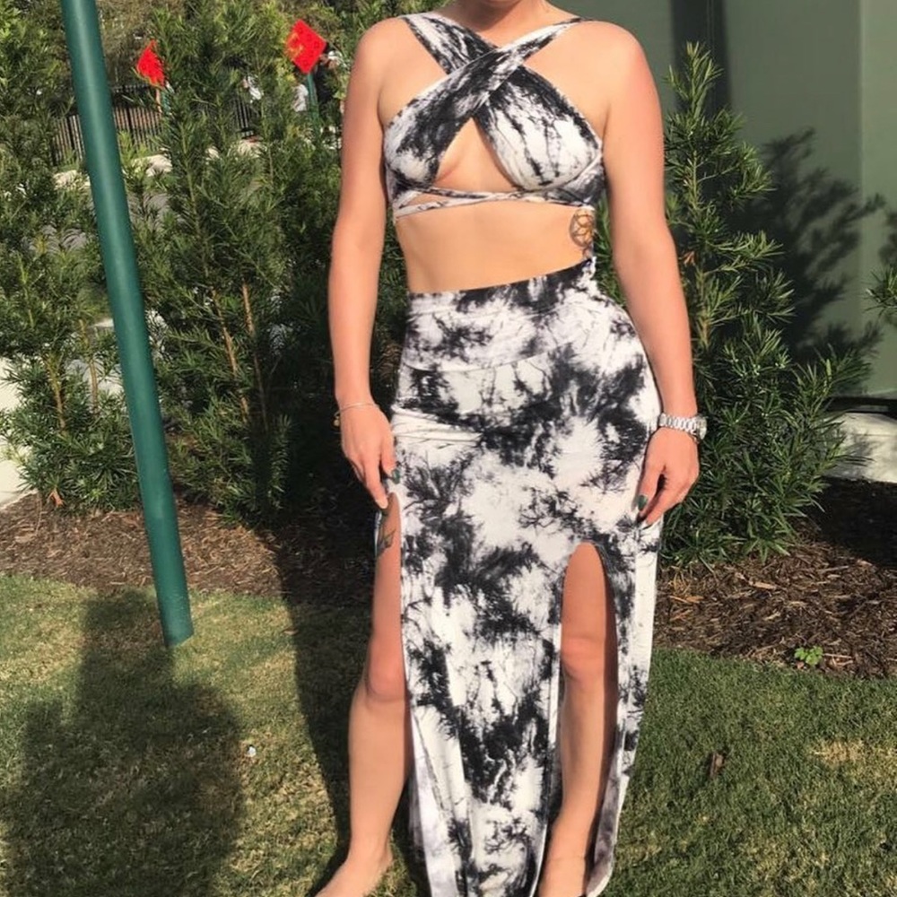 Two piece maxi